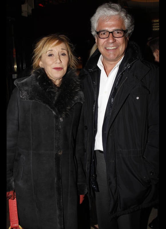 Marie-Anne Chazel et son compagnon Philippe lors de la générale de la pièce Harold et Maude au Théâtre Antoine dans le Xe arrondissement de Paris le 5 mars 2012