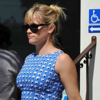 Reese Witherspoon : Heureuse et en famille, serait-elle enceinte ?