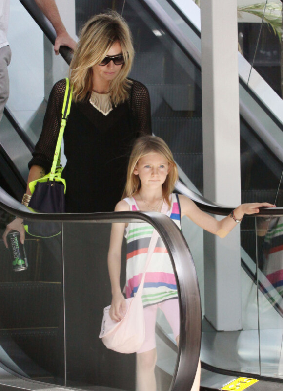Heidi Klum emmène sa fille Leni à son cours de danse le 10mars 2012 à Brentwood, Los Angeles
