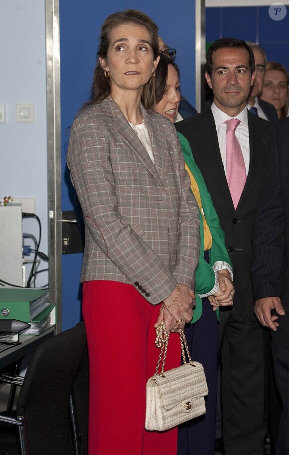 L'infante Elena d'Espagne inaugurait à Getafe le 13 mars 2012 les nouvelles installations du centre d'assistance aux personnes handicapées mentales Quijobar.