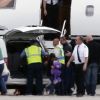 Angelina Jolie, Brad Pitt et leurs six enfants quittent La Nouvelle-Orléans, direction Los Angeles - le 11 mars.