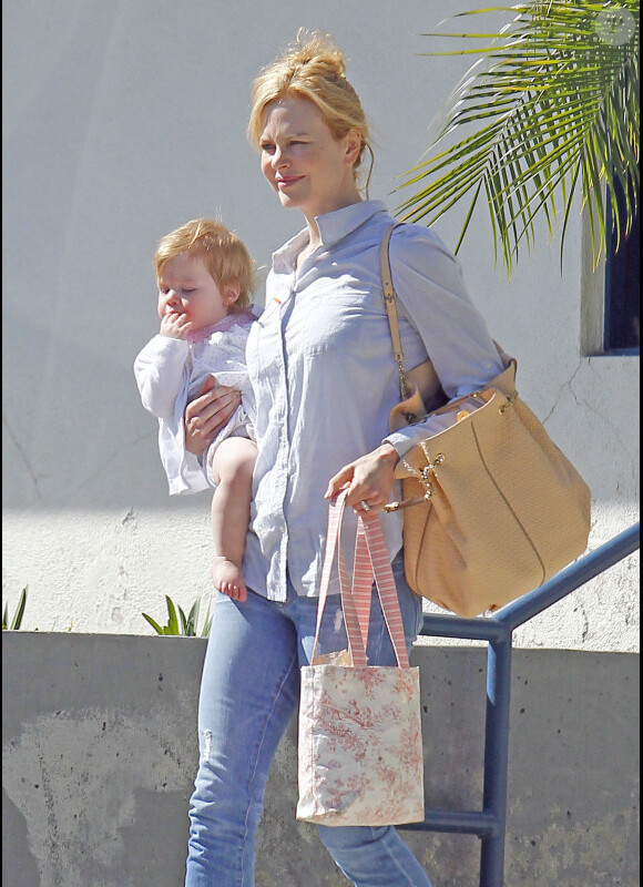 Nicole Kidman en famille à Los Angeles le 8 mars 2012