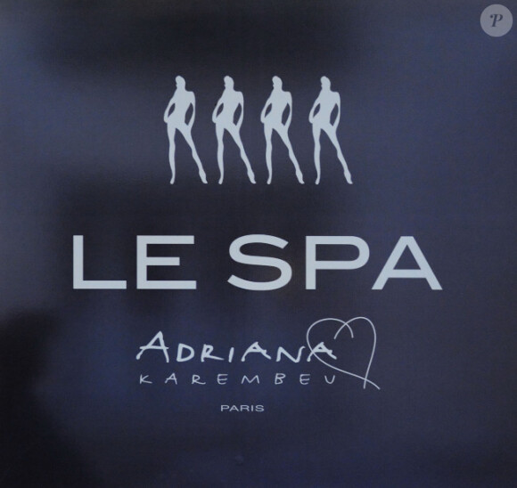 Le lancement des spas Adriana Karembeu, le 16 novembre 2011 à Paris