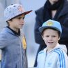 Romeo et Cruz Beckham le 18 mars 2012 au Home Depot Center de Carson City près de Los Angeles