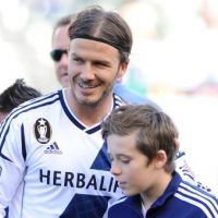 David Beckham, entouré de ses trois adorables fils, retrouve le sourire