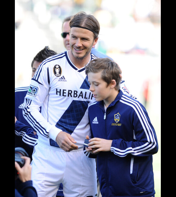 David Beckham et son fils Brooklyn le 18 mars 2012 au Home Depot Center de Carson City près de Los Angeles