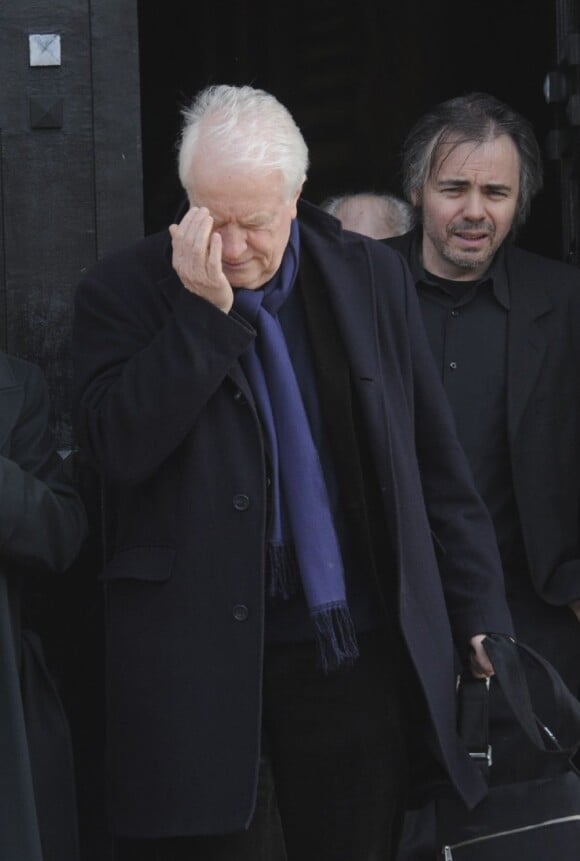 André Dussollier lors des obsèques de Michel Duchaussoy au crématorium du cimetière du Père-Lachaise à Paris le 20 mars 2012