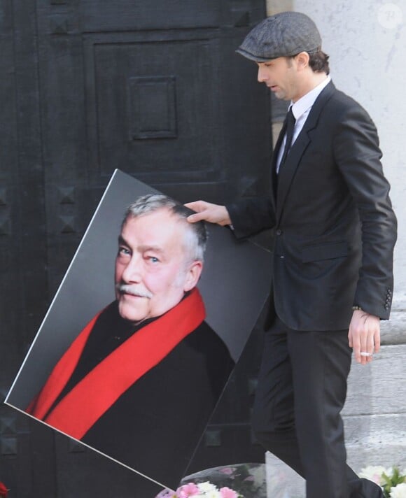Jean-Baptiste Martin lors des obsèques de Michel Duchaussoy au crématorium du cimetière du Père-Lachaise à Paris le 20 mars 2012