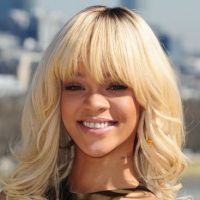 Rihanna : Enivrante aux côtés de la bombe de Battleship, Brooklyn Decker