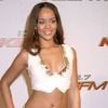 Rihanna en décembre 2005. Visiblement, l'icône de style d'aujourd'hui cherchait encore sa voie... On y croit.