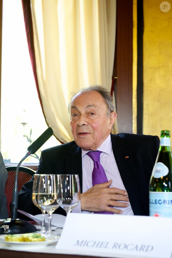 Exclusif: Dernière apparition de Michel Rocard avant son AVC le 27 mars 2012 au Fouquet's.