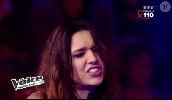 Battle entre Louise et Cécile dans The Voice le samedi 31 mars 2012 sur TF1