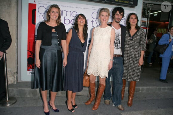 Lisa Azuelos, Geraldine Nakache, Michele Laroque, David Kammenos et Valérie Benguigui lors de la première de Comme t'y es belle en 2006