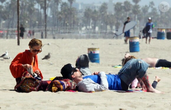 Nicole Richie et Joel Madden en famille lors d'une journée à la plage