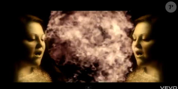 Image extraite du clip Perfect World de Gossip, premier extrait de l'album A Joyful Noise, avril 2012.