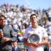 Le prince Albert et la princesse Charlene de Monaco, coupe garçonne surprise, ont assisté dimanche 22 avril 2012 à la victoire expéditive de Rafael Nadal sur Novak Djokovic en finale du Rolex Masters 1000 de Monte-Carlo, et récompensé les deux joueurs lors de la cérémonie de clôture.