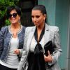 Kim Kardashian et sa mère Kris à New York le 23 avril 2012