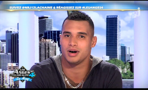 Mohamed sur le plateau des Anges de la télé-réalité 4 - Le Mag le mercredi 2 mai 2012 sur NRJ 12