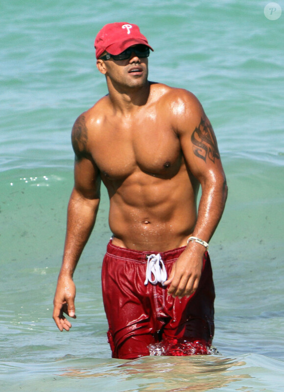 Shemar Moore à la plage, à Miami, le samedi 5 mai 2012.