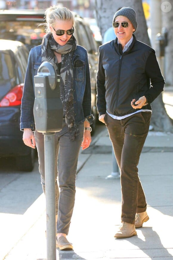 Ellen DeGeneres et Portia de Rossi à Los Angeles, le 27 janvier 2012.