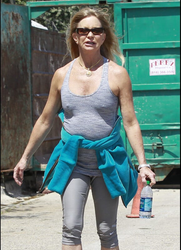 Goldie Hawn fait du sport, le 10 mai 2012 en Californie