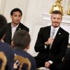 David Beckham répond aux questions de jeunes écoliers lors d'un événement organisé par Michelle Obama dans le cadre de la campagne Let's Move ! à la Maison Blanche le 15 mai 2012