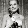 Grace Kelly aux Oscars à Los Angeles, le 30 mars 1955.