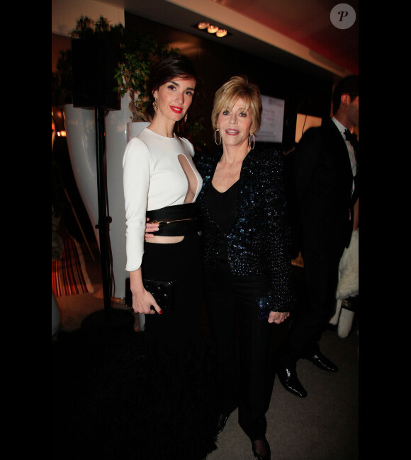 Paz Vega et Jane Fonda au gala de charité de PlaNet Finance, organisé par Jacques Attali, le vendredi 17 mai 2012.