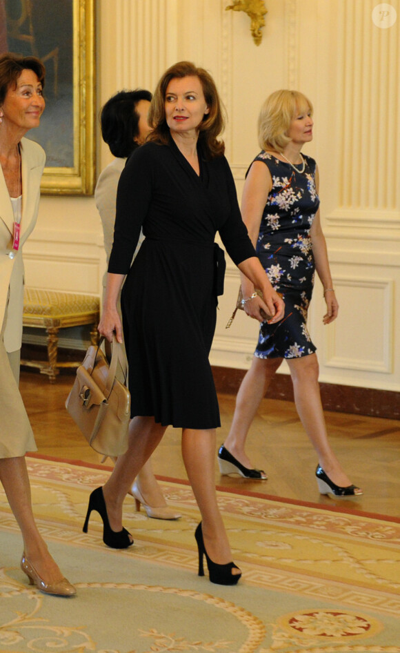 Discrète, Valérie Trierweiler visite la Maison Blanche le 19 mai 2012 à Washington