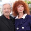 Pierre Arditi et Sabine Azema lors du photocall de Vous n'avez encore rien vu, à Cannes le 21 mai 2012.