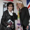 Dani et l'artiste Valeria Attinelli au vernissage de l'exposition Princess's Tour, à la Galerie Caplain Matignon, à Paris, le 22 mai 2012.