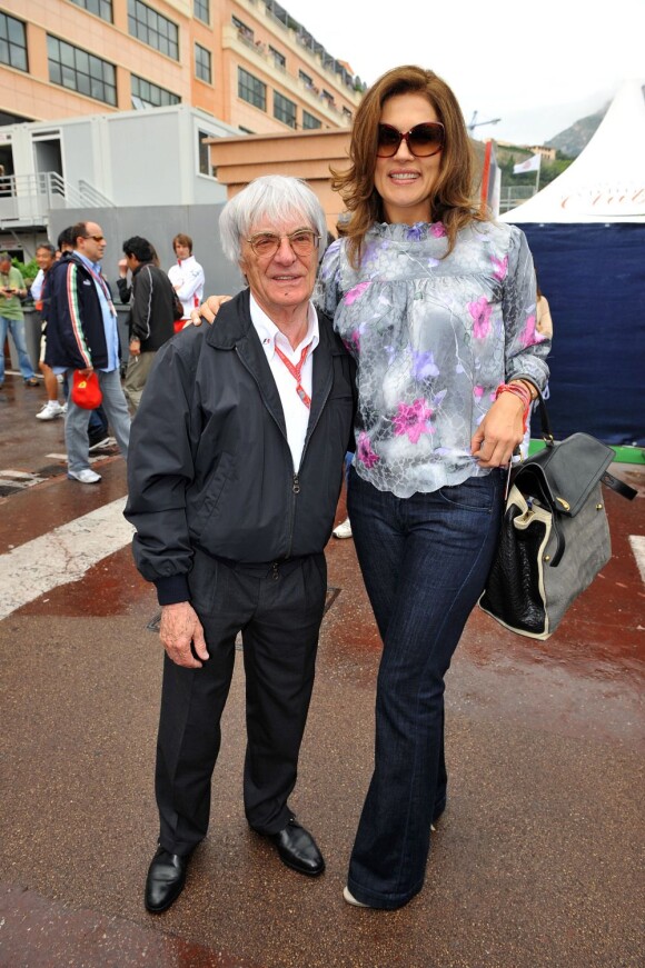 Bernie Ecclestone et son ex-femme Slavica le 24 mai 2008 à Monaco.
Bernie Ecclestone, le ''supremo'' de la F1 âgé de 81 ans, a annoncé en avril 2012 ses fiançailles avec la Brésilienne Fabiana Flosi, 35 ans, rencontrée au Grand Prix du Brésil 2009.