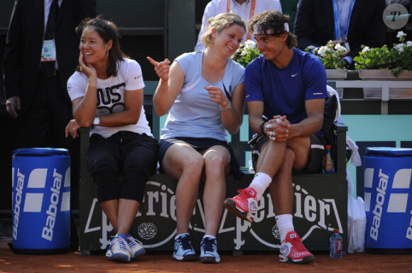 Li Na, Kim Clijsters et Rafael Nadal le 24 mai 2012 à Roland Garros lors d'un essai pour les nouvelles raquettes intelligentes signées Babolat