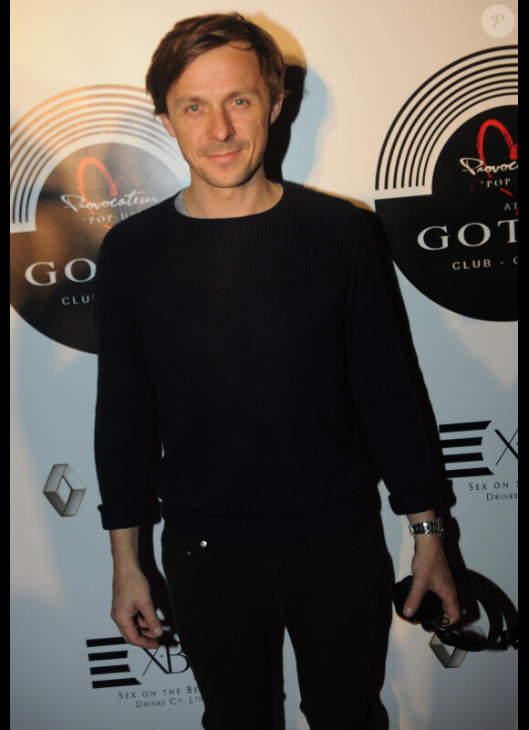 Martin Solveig pose au Gotha Club à Cannes, le vendredi 25 mai 2012.
