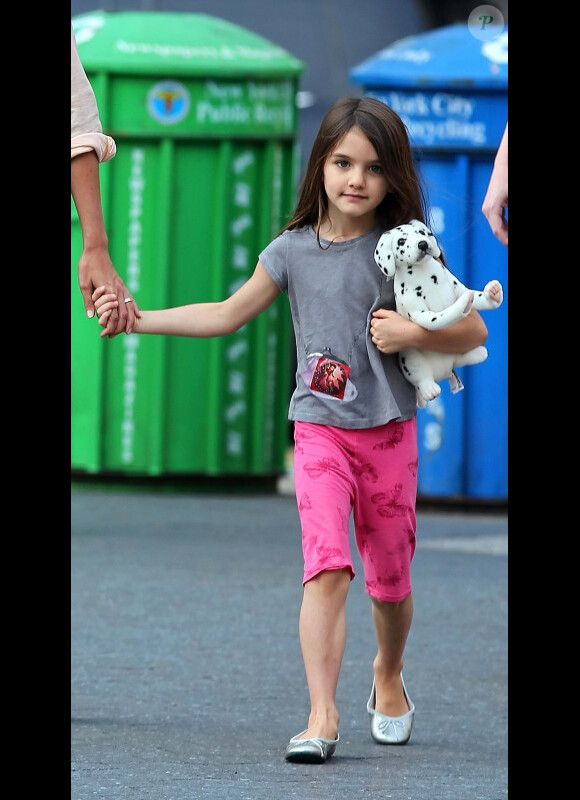 La petite Suri à New York, le 30 mai 2012