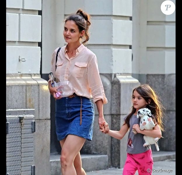 La superbe Katie Holmes et sa fille Suri à New York, le 30 mai 2012