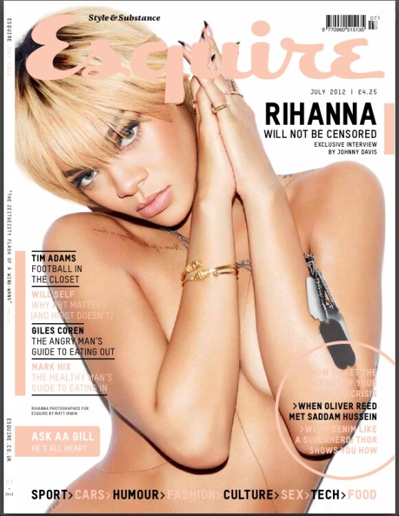 Rihanna, photographiée par Matt Irvin pour le magazine Esquire de juillet 2012.