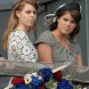 Beatrice et Eugenie au premier jour des célébrations du jubilé de diamant d'Elizabeth II, le 2 juin 2012.