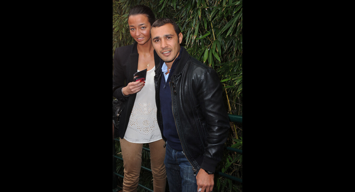 Vidéo : Brahim Asloum et sa compagne le lundi 4 juin 2012 à Roland ...
