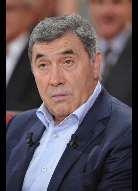 Eddy Merckx sur le tournage de Vivement dimanche, le mardi 5 juin 2012, à Paris. Emission diffusée le dimanche 10 juin 2012 sur France 2.