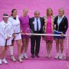 Martina Navratilova, Jana Novotna, Chris Evert et Jean Gachassin inaugure un court tout rose à l'occasion de la journée de la femme célébré à Roland-Garros le jeudi 7 juin 2012