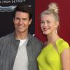 Tom Cruise et la sublime Julianne Hough lors de l'avant-première de Rock of Ages au cinéma The Grauman's Chinese à Hollywood le vendredi 8 juin 2012