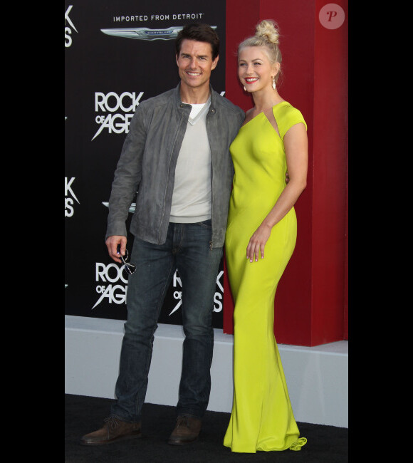 Tom Cruise et la sublime Julianne Hough lors de l'avant-première de Rock of Ages au cinéma The Grauman's Chinese à Hollywood le vendredi 8 juin 2012