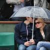 Raphaël et Mélanie Thierry en amoureux, comme seuls au monde, à Roland-Garros 2012 dans l'après-midi du vendredi 8 juin, à l'occasion des demi-finales masculines (Nadal/Ferrer et Djokovic/Federer).