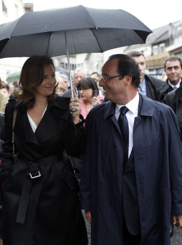 Valérie Trierweiler et François Hollande, unis à Tulle le 9 juin 2012