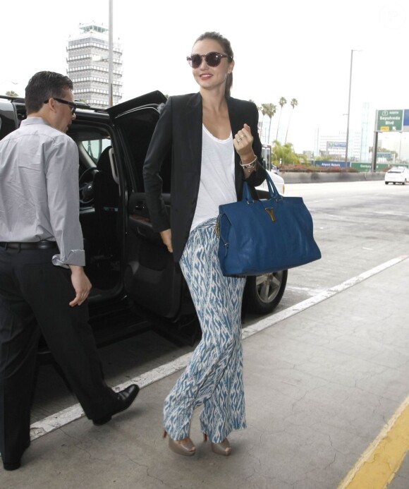 Miranda Kerr à l'aéroport de Los Angeles, le 12 juin 2012.