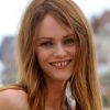 Vanessa Paradis lors du photocall du film Je me suis fait tout petit, au festival du film romantique de Cabourg, le 16 juin 2012
