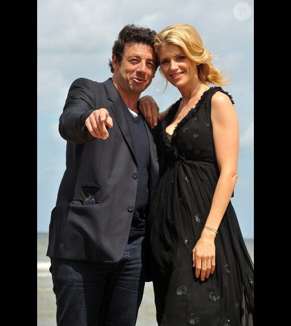 Alice Taglioni et Patrick Bruel lors du photocall Paris - Manhattan, au Festival du film de Cabourg, le 16 juin 2012
