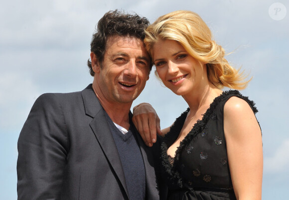 Alice Taglioni et Patrick Bruel lors du photocall Paris - Manhattan, au Festival du film de Cabourg, le 16 juin 2012