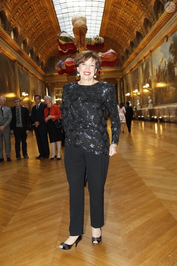 L'ancienne ministre de la Solidarité Roselyne Bachelot au vernissage de l'exposition Joana Vasconcelos au château de Versailles, le 18 juin 2012.